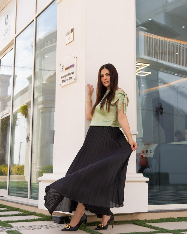 Black Pleated Skirt - Crepe