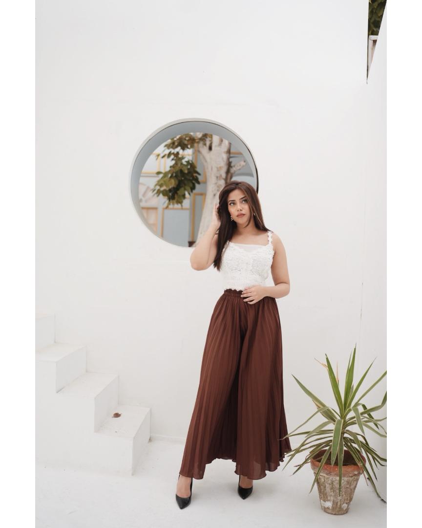 Brunette Pleated Trouser