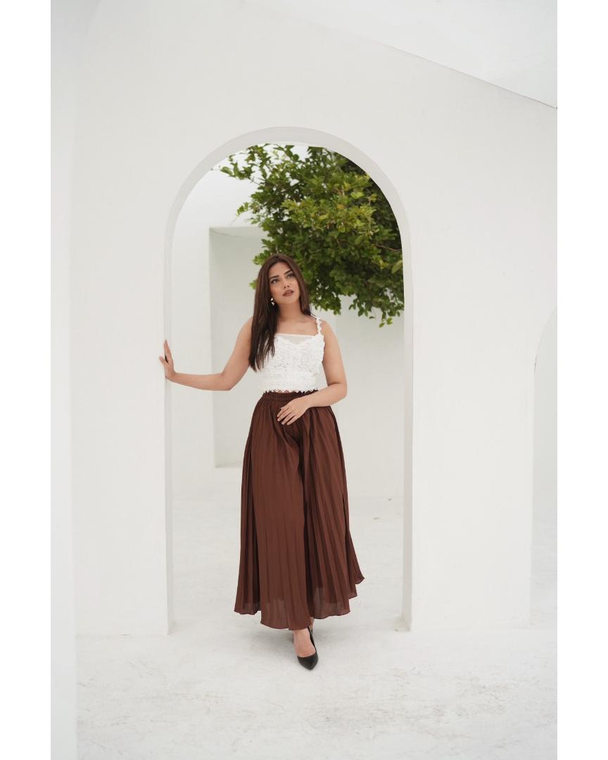 Brunette Pleated Trouser